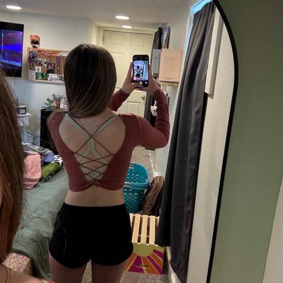 Open Back Workout Top - Picture 2 of 4